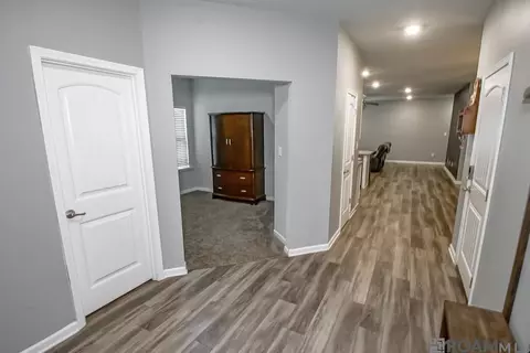 Entry Way - 34870 Spring Trails Dr, Walker, LA 70785 photo 3 of 4