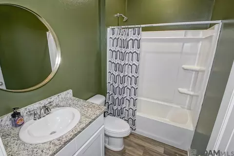 Bath - 34870 Spring Trails Dr, Walker, LA 70785 photo 2 of 3