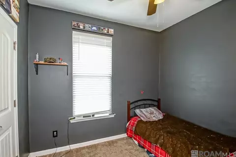 Bedroom - 34870 Spring Trails Dr, Walker, LA 70785 photo 3 of 6