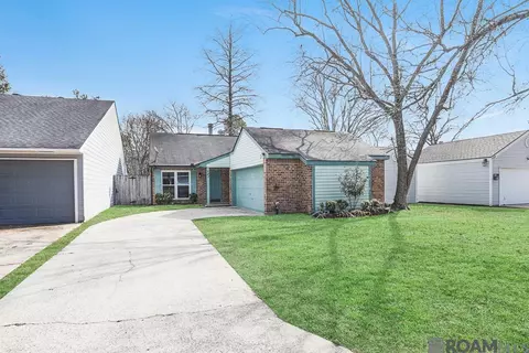429 Bonarbridge Dr, Baton Rouge, LA 70808