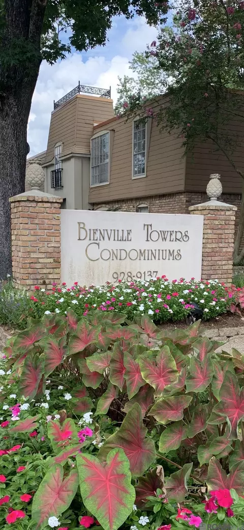 2100 College # 174, Baton Rouge, LA 70808