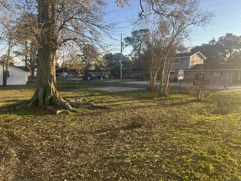 tbd Belleview Dr, Plaquemine, LA 70764