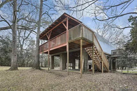 39194 Camp Dr, Prairieville, LA 70769
