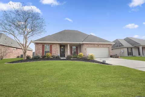 28442 Grand Turk Dr, Denham Springs, LA 70726