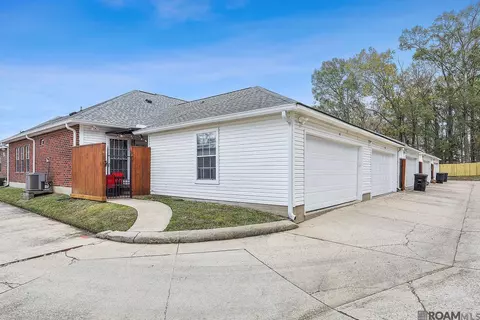 152 S Foster Dr # 41, Baton Rouge, LA 70806
