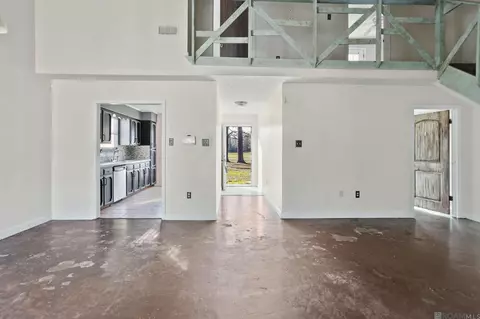 Entry Way - 33300 Nancy Dr, Walker, LA 70785 photo 1 of 1