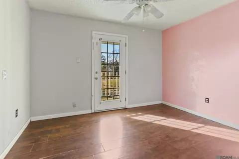 Bedroom - 33300 Nancy Dr, Walker, LA 70785 photo 2 of 3