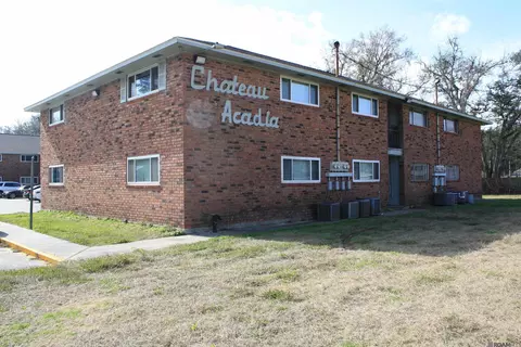 134 Evangeline Dr, Donaldsonville, LA 70346
