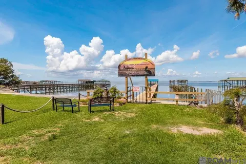 View/Area - 207 Hebert St, Lake Charles, LA 70607 photo 1 of 2