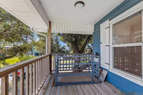 Exterior - 207 Hebert St, Lake Charles, LA 70607 photo 5 of 8