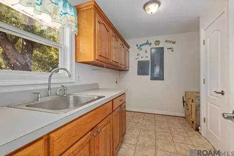 Other - 207 Hebert St, Lake Charles, LA 70607 photo 3 of 6