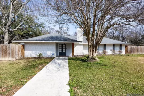 4243 Chelsea Dr, Baton Rouge, LA 70809