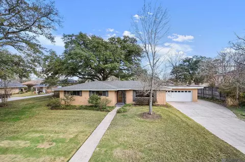 12025 Chester Dr, Baton Rouge, LA 70810