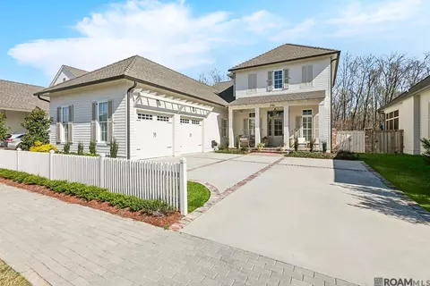 2706 Pointe-marie Dr, Baton Rouge, LA 70820