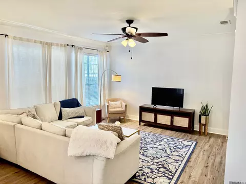 710 E Boyd Dr # 407, Baton Rouge, LA 70808