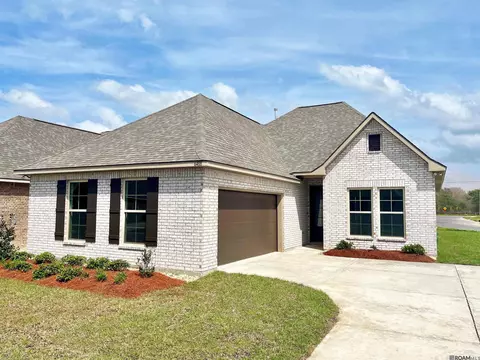 6488 Nesting Dr, Gonzales, LA 70737