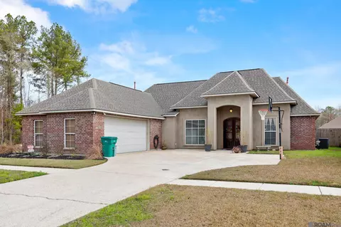 34260 Spring Lake Dr, Walker, LA 70785 photo 2
