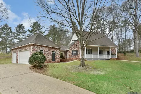 5923 Rosedown Pl, Saint Francisville, LA 70775