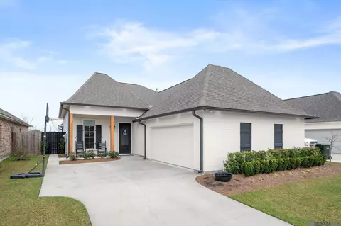 39412 Flagstone Ave, Prairieville, LA 70769