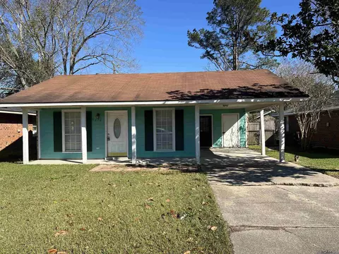 8739 Aubin St, Denham Springs, LA 70726