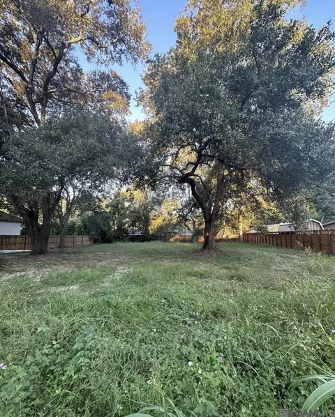 1257 Lee Dr, Baton Rouge, LA 70808