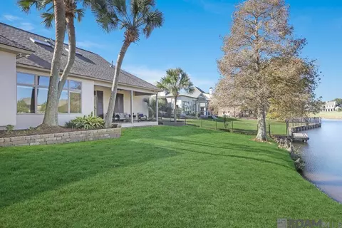 19523 Arcadian Shores Ave, Baton Rouge, LA 70809