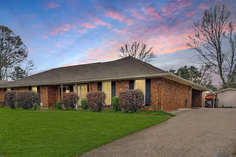 3628 Nelson St, Zachary, LA 70791