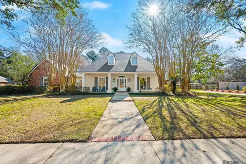 322 Myrtle Hill Dr, Baton Rouge, LA 70810