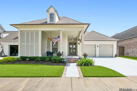 15605 Rose Meadow Dr, Baton Rouge, LA 70817