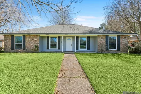 2347 Laurelwood Dr, Baton Rouge, LA 70816