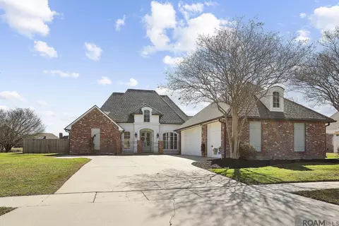 17628 Lake Port Dr, Greenwell Springs, LA 70739