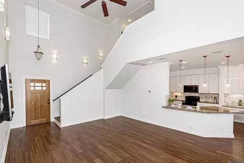 8000 Stonelake Village Ave # 404, Baton Rouge, LA 70820