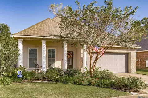 4950 Sweet Birch Dr, Baton Rouge, LA 70816