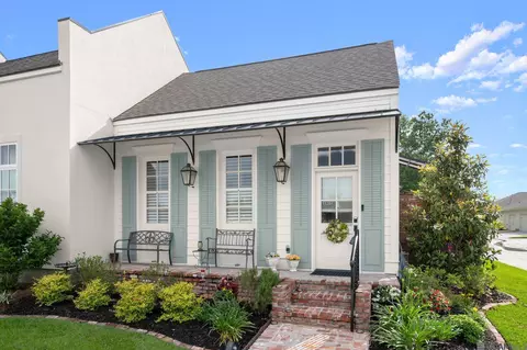 13207 Magnolia Square Dr, Baton Rouge, LA 70818