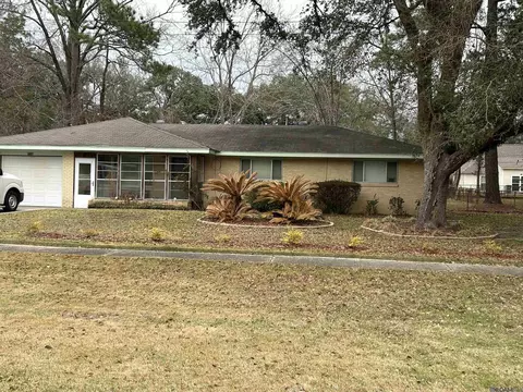 7115 Walker Dr, Baker, LA 70714 photo 1