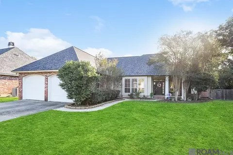 1655 River Run Dr, Denham Springs, LA 70726