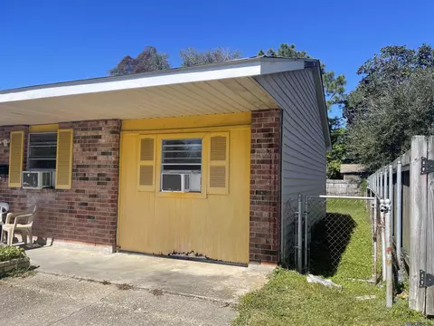 136 Baylor Pl, Kenner, LA 70065