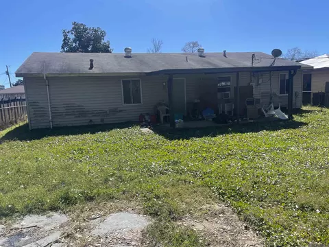 136 Baylor Pl, Kenner, LA 70065 photo 2