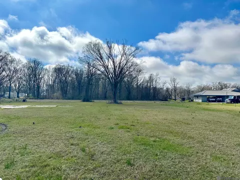 La Hwy 941, Gonzales, LA 70737