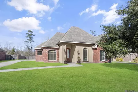 10625 Creek Haven Ln, Denham Springs, LA 70726