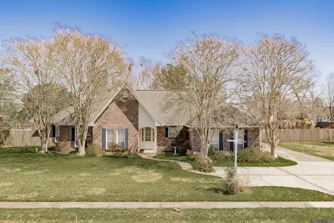 23238 General Gardner, Zachary, LA 70791