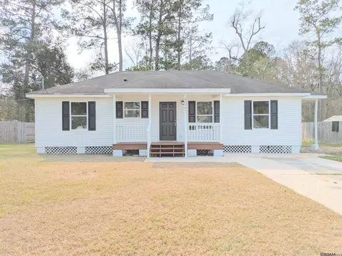 42497 Pelican Dr, Ponchatoula, LA 70454