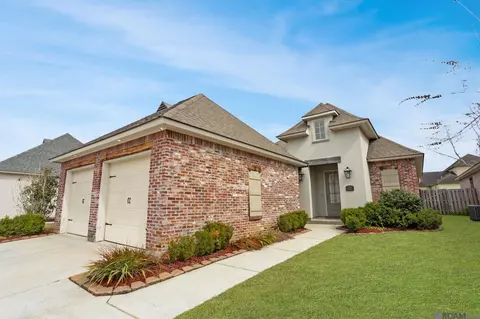 7108 Rue Lierre, Zachary, LA 70791