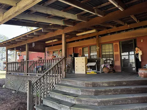 14260 Brown Rd, Denham Springs, LA 70726