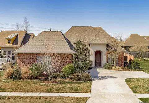 3993 Shady Ridge Dr, Zachary, LA 70791