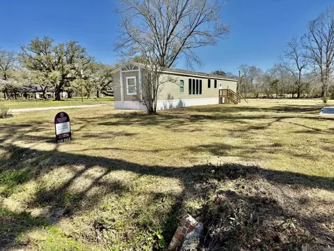 42182 Billville Rd, Hammond, LA 70403