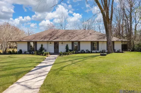 1076 E Lakeview Dr, Baton Rouge, LA 70810