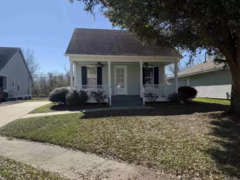 9390 Pascagoula Dr, Baton Rouge, LA 70810