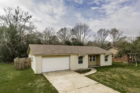 8438 Jessie Ave, Baton Rouge, LA 70811