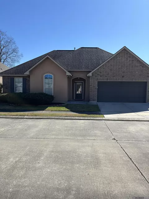 6545 Cameren Oaks Dr, Baton Rouge, LA 70817
